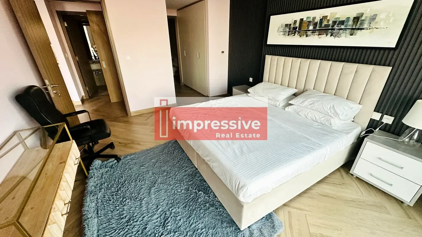 Fully Furnished 1 Bedroom with Glow Garden Views